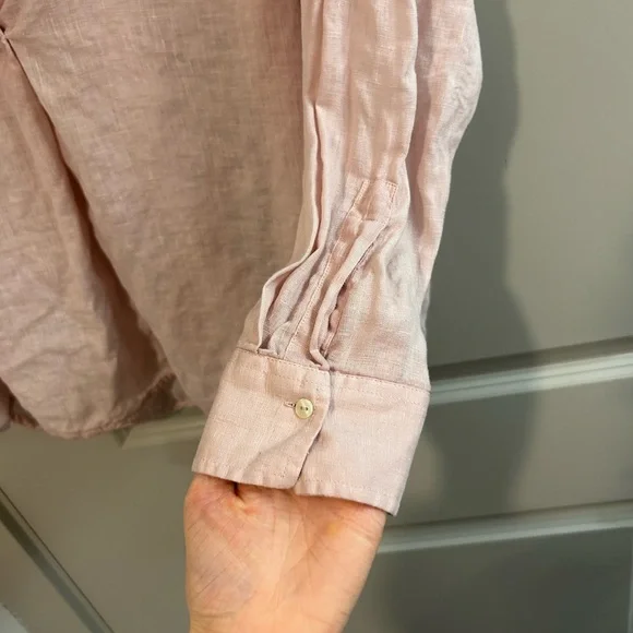 0039 Italy Women's Soft Pink Button Down Shirt - Picture 4 of 7